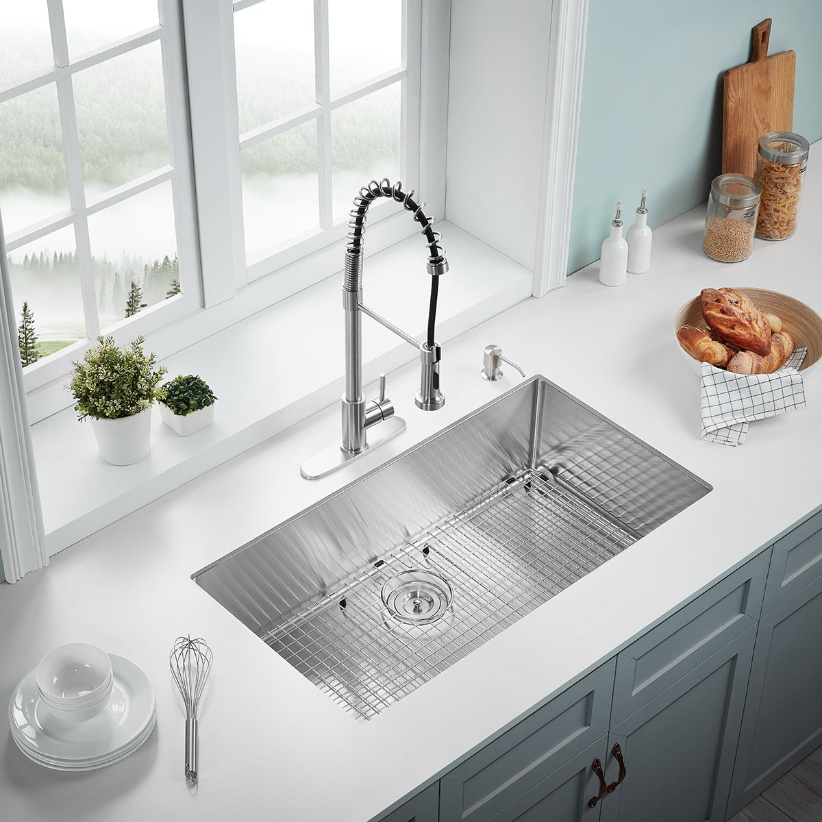 Serene Valley Stainless Steel Kitchen Sink, 36 - inch Single - Bowl Undermount with No Groove Bottom, Heavy - Duty Grid US3622R - Serene Valley